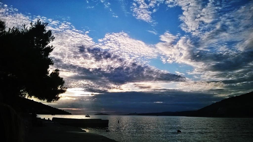 Apartmani Conar Veliki Drvenik Exteriér fotografie