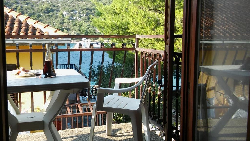 Apartmani Conar Veliki Drvenik Exteriér fotografie