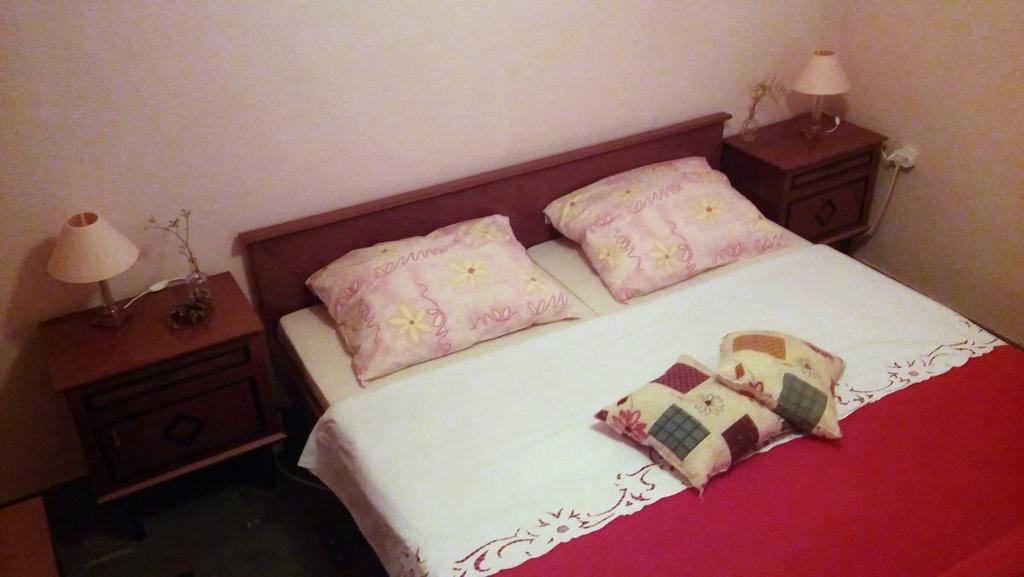 Apartmani Conar Veliki Drvenik Exteriér fotografie